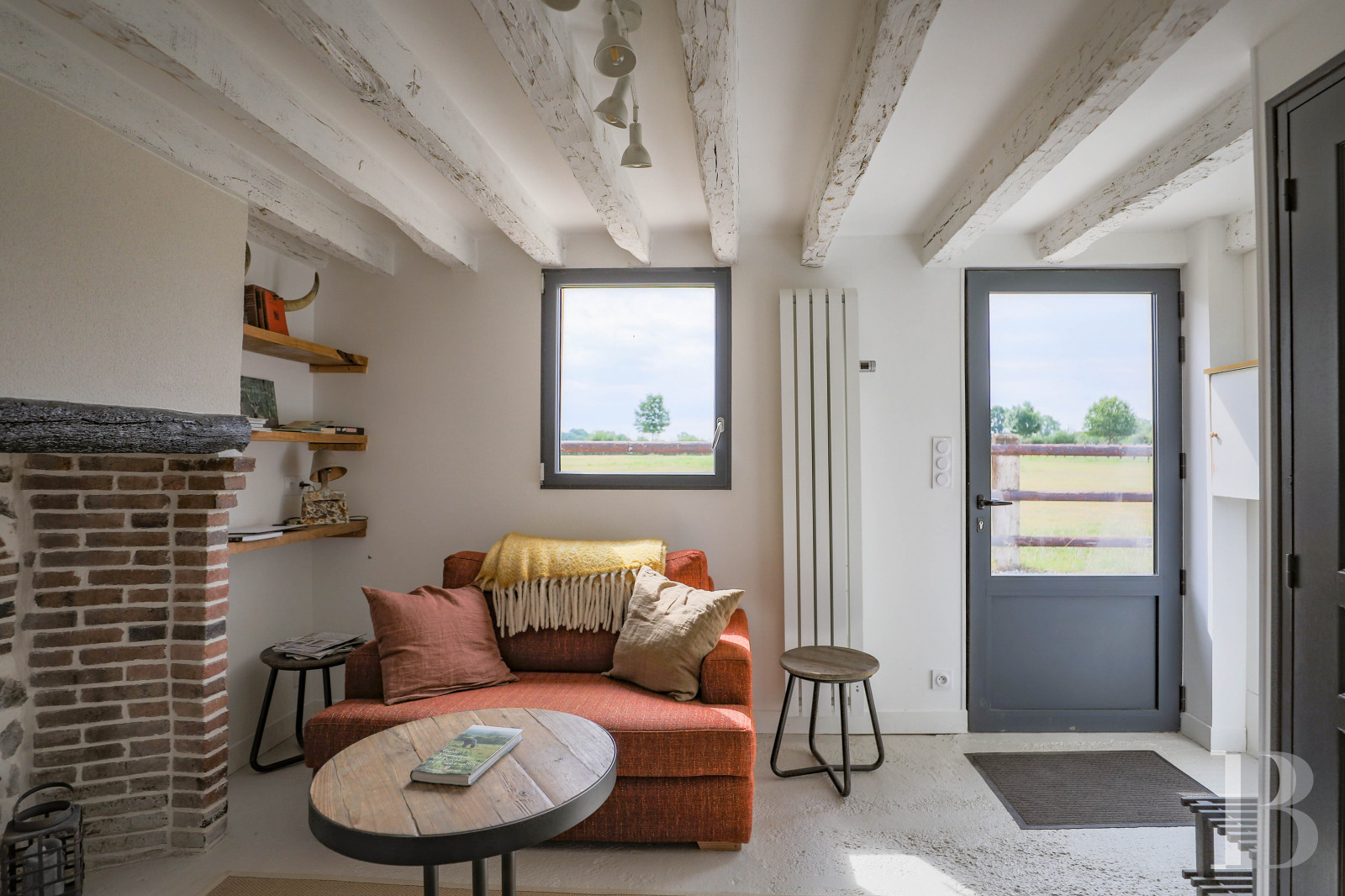 A former 18th century farmhouse with carefully renovated outbuildings on the edge of a forest in Perche - photo  n°37